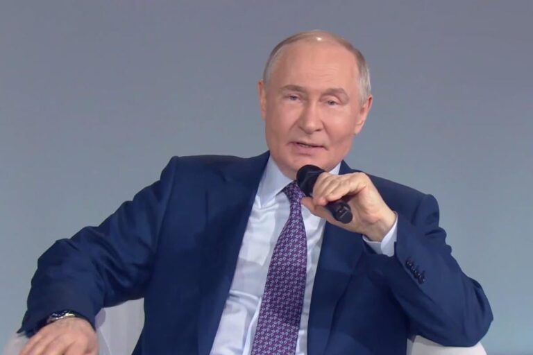 Трамп пропонує Путіну мир, але Кремль відмовляється: в Atlantic Council розкрили причини