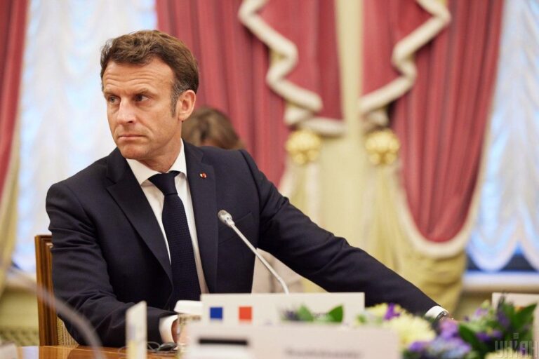 "Ситуація вкрай серйозна": Макрон зробив заяву перед переговорами з Трампом