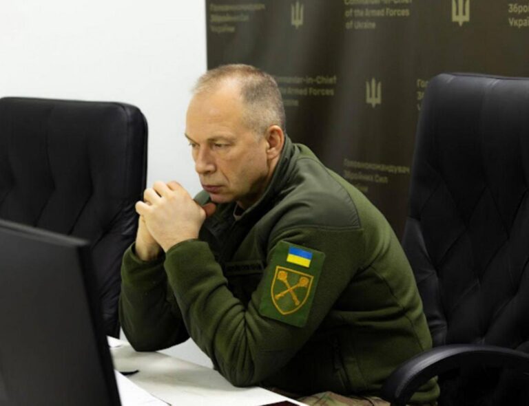 Росія готує активні наступи на Покровському та Запорізькому напрямках, - Сирський
