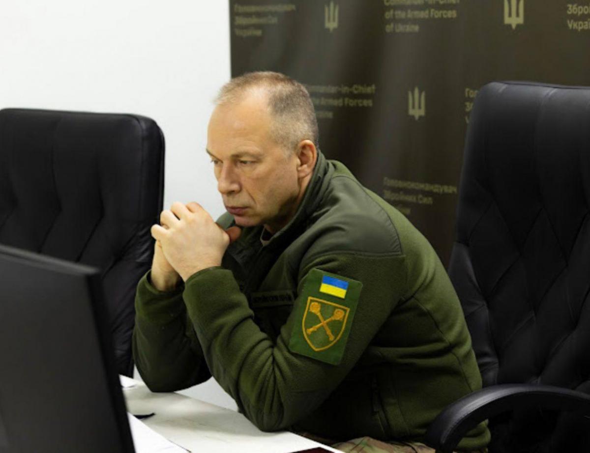 Росія готує активні наступи на Покровському та Запорізькому напрямках, - Сирський