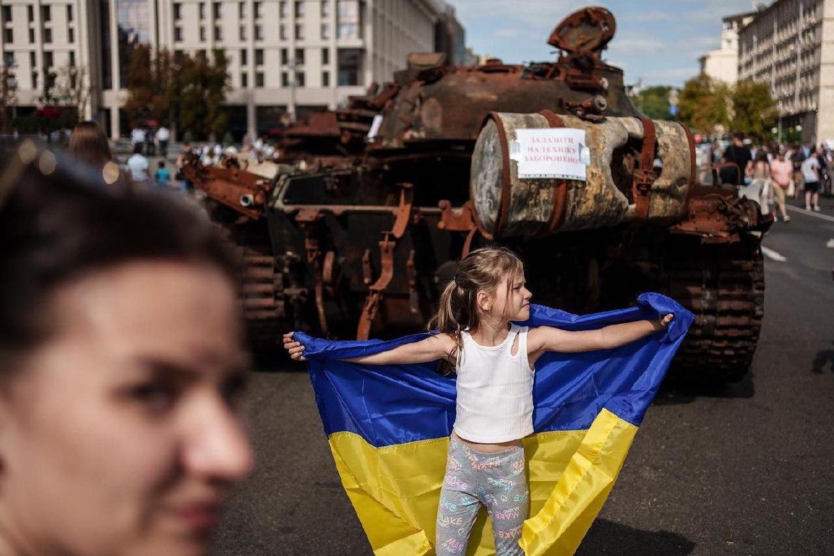 "Прощання з Донбасом": українці, які втратили дім, бояться "швидкого миру" Трампа, - WP
