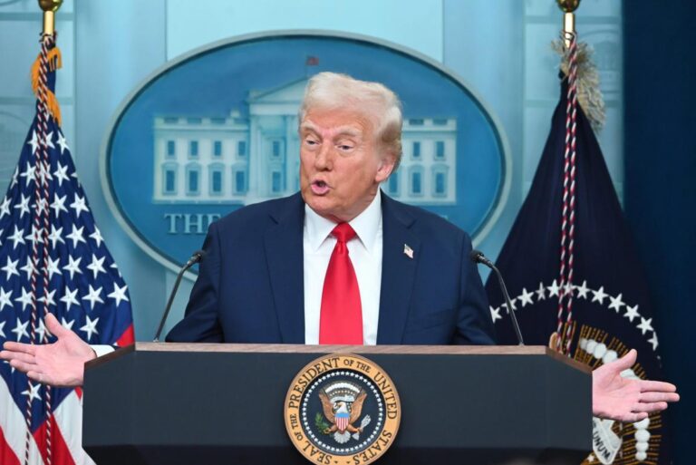 "Збираюся побачитися з Путіним": Трамп оголосив про свій візит до Росії