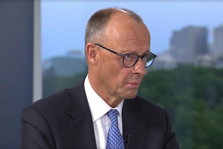 Україна готова обговорювати територіальні питання, - Мерц