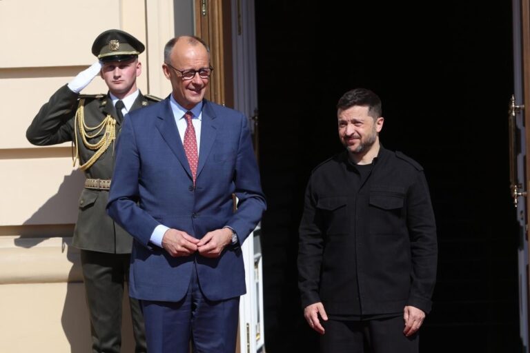 Зеленський приїде до Берліна для участі у відеоконференції з Трампом