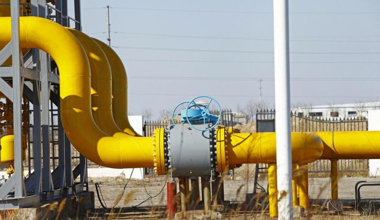 У Росії вибухи вивели з ладу газопровід, пов’язаний з "військовою машиною" Путіна, - джерела