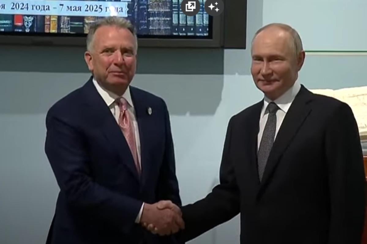 Україна та РФ вже обговорювали мирну угоду, доки Віткофф не зірвав процес, - The Economist