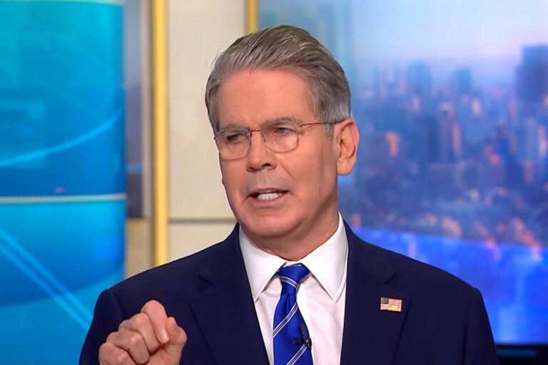 У США закликали Європу "замовкнути або змиритися" зі стратегією Трампа щодо Росії