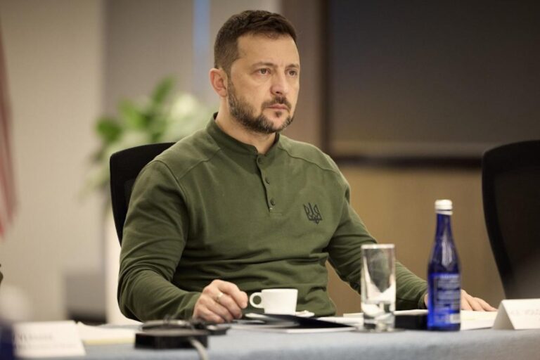 Україна ще вночі попередила Польщу про проліт російських дронів, - Зеленський