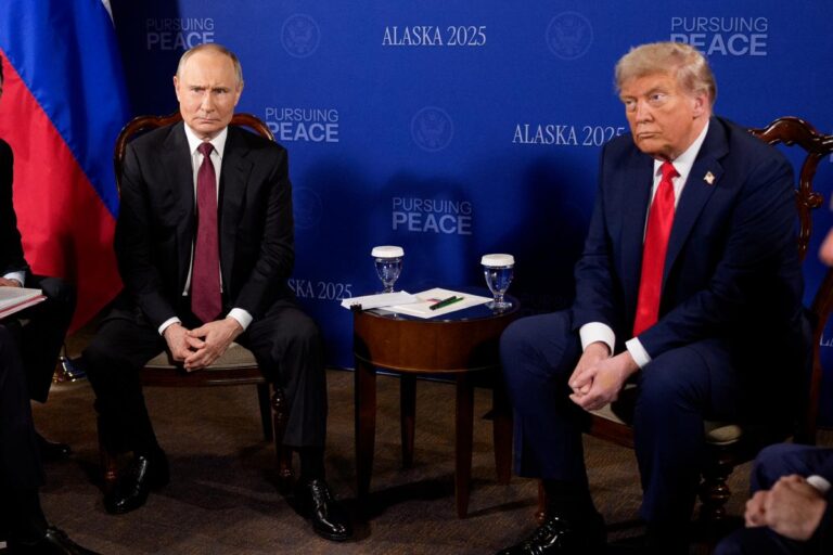 "Я буду або задоволений, або ні": Трамп сказав, що у нього немає жодних заяв для Путіна