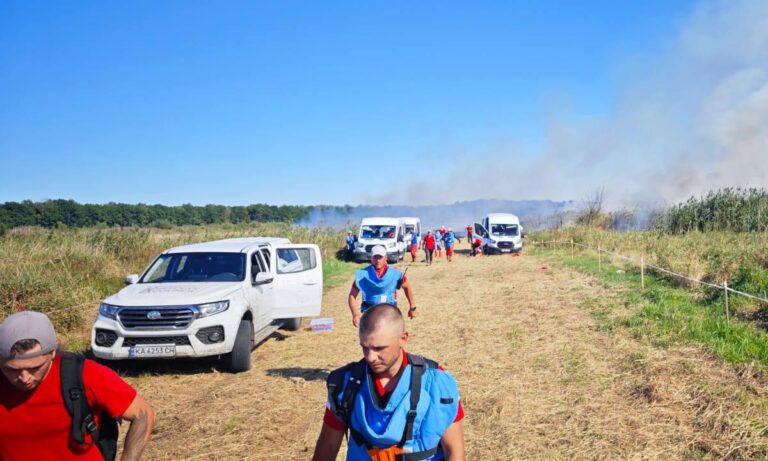 Росіяни вдарили ракетою по співробітниках гуманітарної місії на Чернігівщині: є загиблий