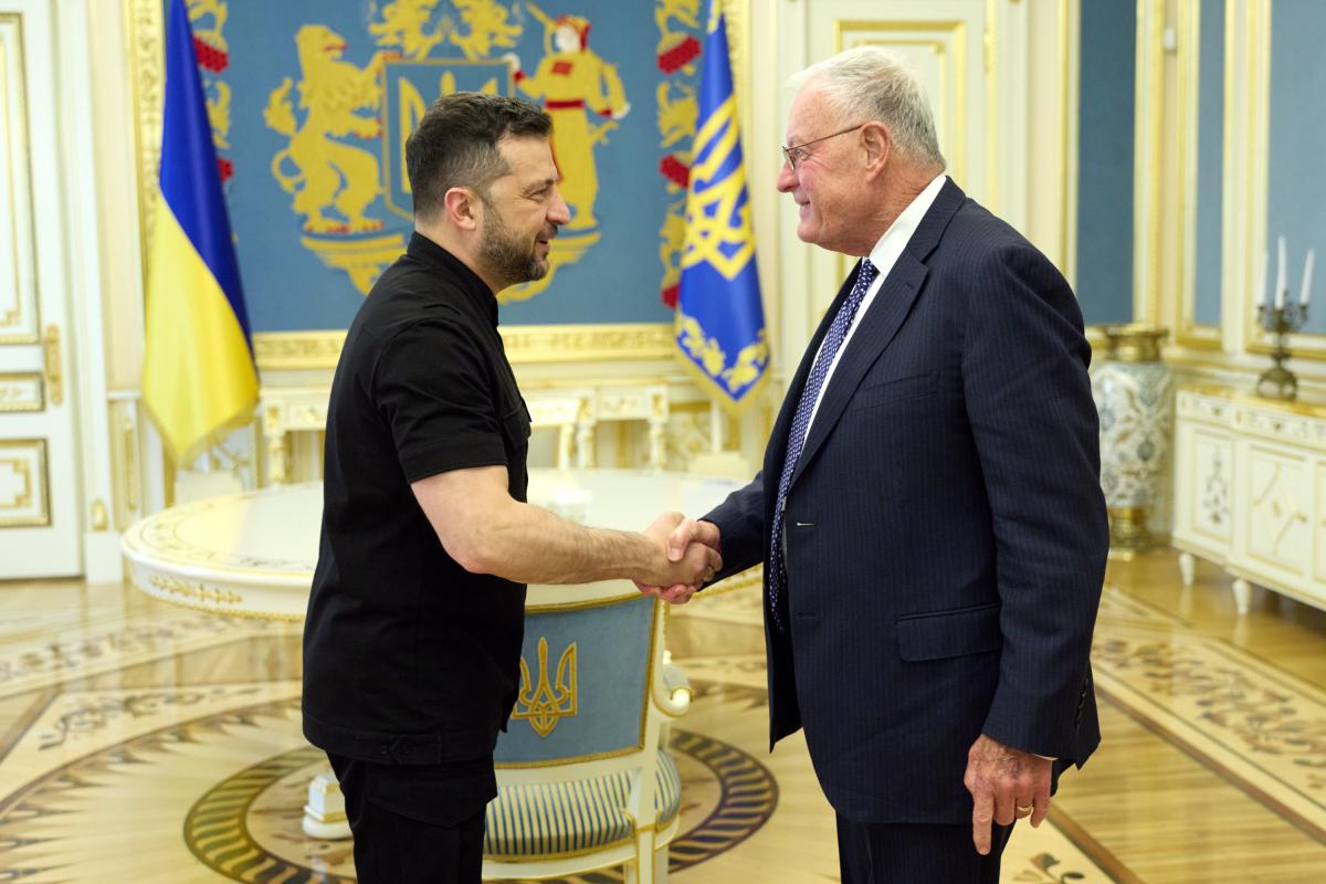 Зеленський розкрив деталі зустрічі зі спецпредставником Трампа