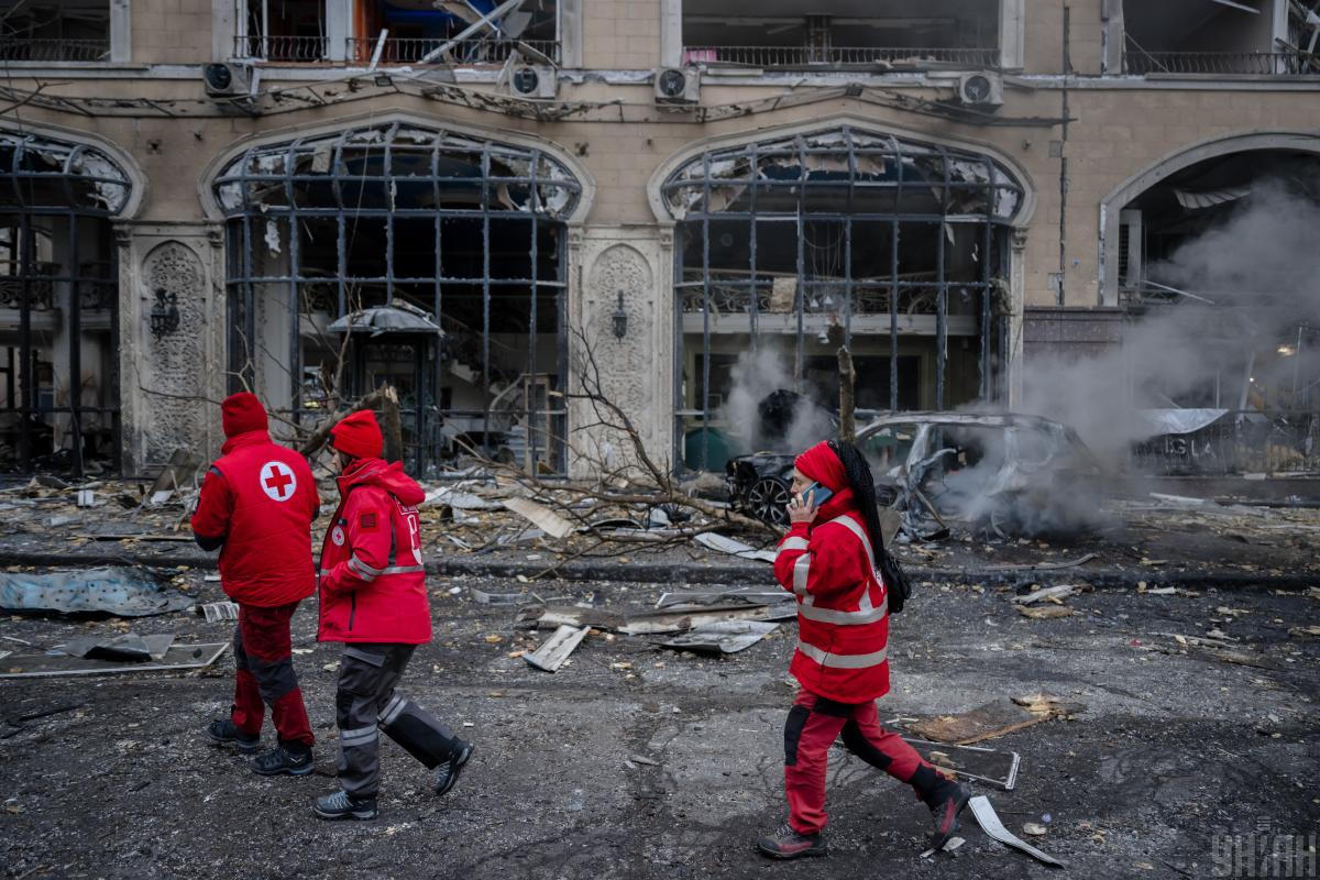медикам-в-зонах-боиових-діи-підвищать-зарплати-свириденко-оз-4f9049aa
