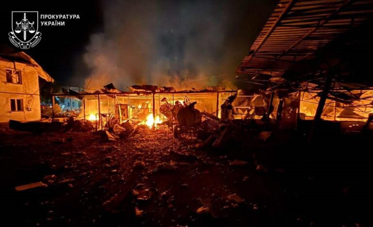 росія-вдарила-балістикою-по-одещині-загинула-жінка-знищені-б-403a67cb