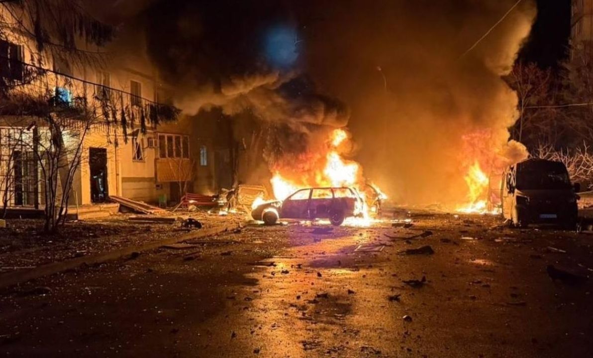 росіяни-масовано-атакували-харків-десятки-постраждалих-у-міс-586ae4a7
