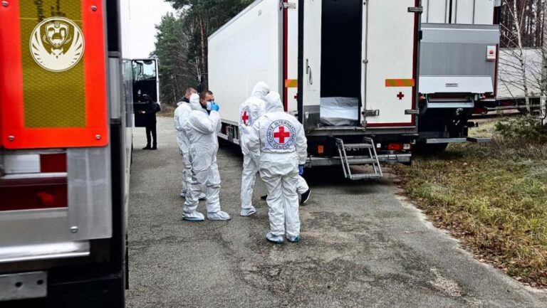 в-украіну-повернули-тіла-ще-1000-загиблих-віиськових-48433f78