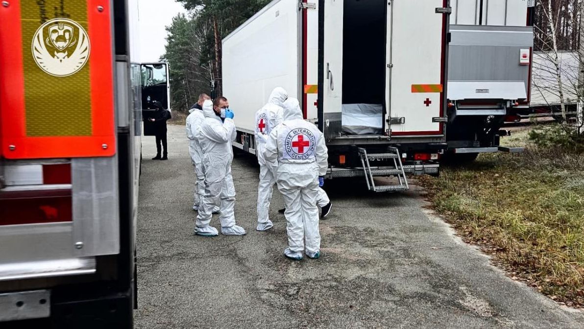 в-украіну-повернули-тіла-ще-1000-загиблих-віиськових-48433f78