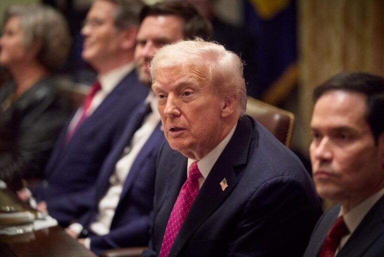 віткофф-іде-в-москву-представити-мирнии-план-путіну-трамп-14804f3e