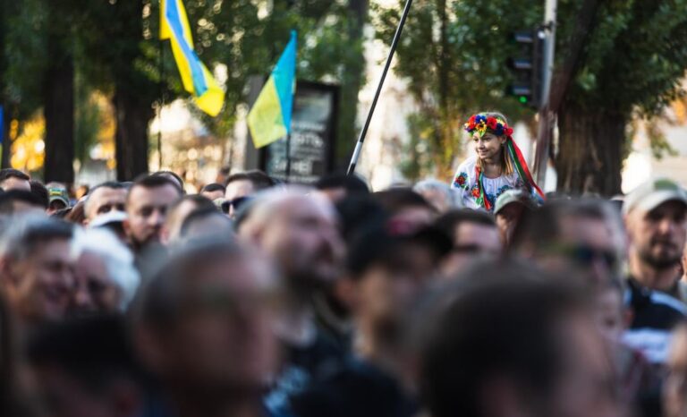 зелене-світло-для-диктатур-wsj-розповів-як-украінці-ставлять-13db8bb4