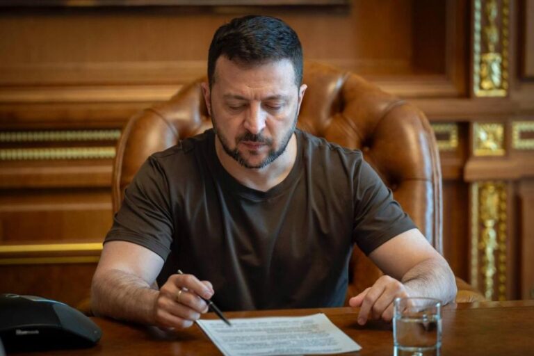 зеленськии-ще-ніколи-не-був-більш-вразливим-ніж-зараз-wp-73798f06