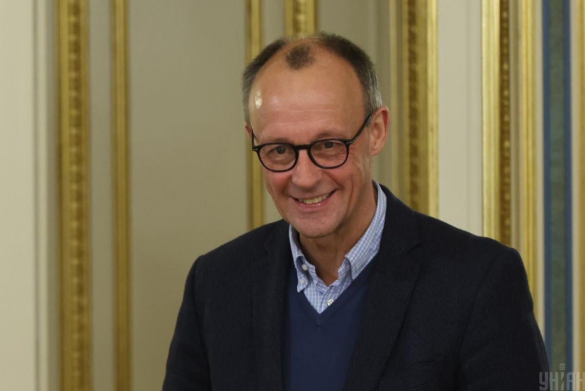 мерц-терміново-вилетів-до-брюсселя-вирішувати-долю-репараціи-9b4374f0