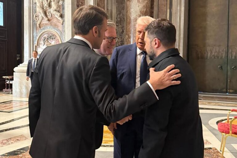 трамп-ми-обговорили-мирну-угоду-з-лідерами-єс-у-жорстких-фор-6cccb6cb