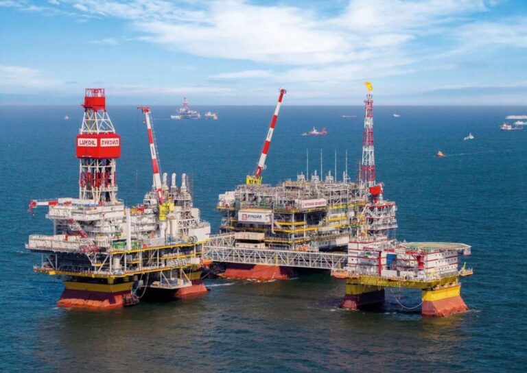 украіна-вперше-вдарила-по-нафтовидобутку-рф-зупинена-платфор-1ad842a1