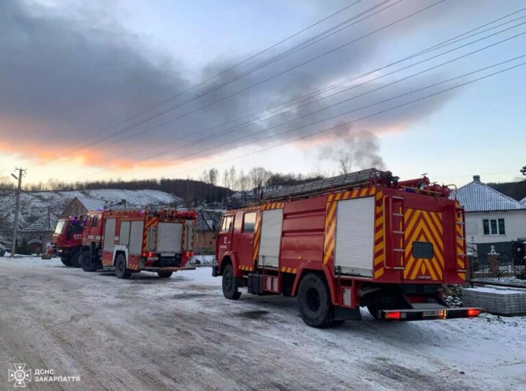 в-украіні-стався-вибух-на-магістральніи-газовіи-трубі-деталі-d8859b5d