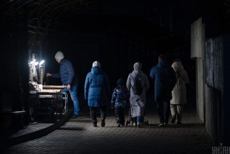 відключення-світла-у-понеділок-опубліковано-графіки-на-29-гр-50cbbf2e