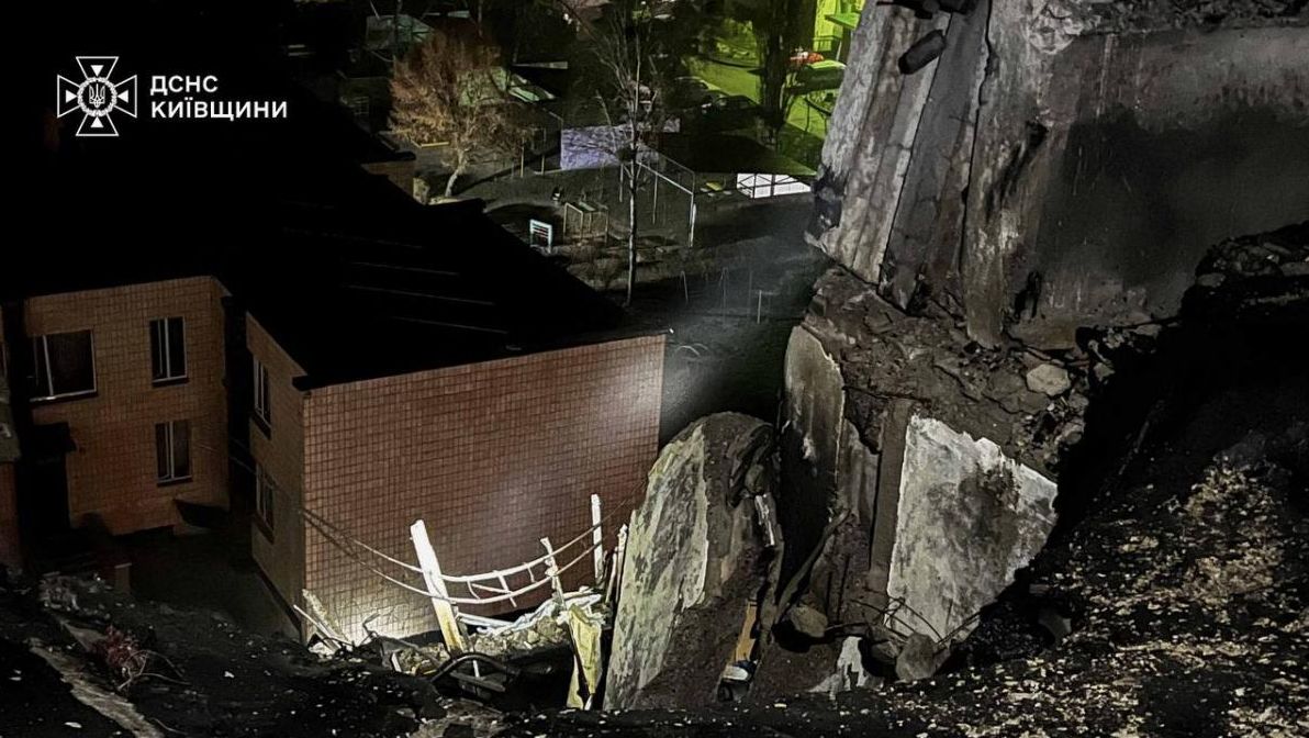 ворог-атакував-киівщину-пошкоджені-багатоповерхівки-фастів-п-81a11553