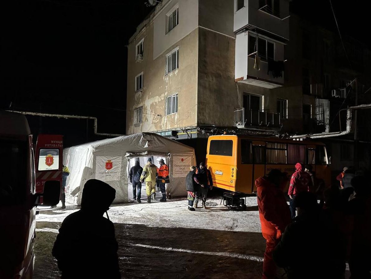 армія-рф-атакувала-одесу-у-частині-міста-відсутнє-світло-є-п-023e6058