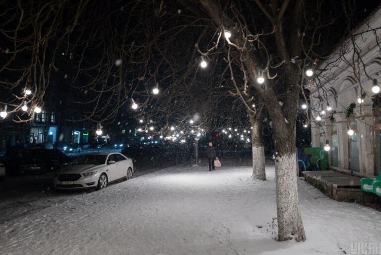 графіки-відключень-світла-на-9-січня-скільки-доведеться-сиді-499e1e1a