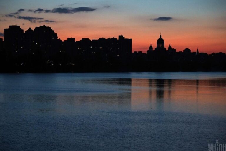 киів-досі-не-може-повернутися-до-графіків-відключень-експерт-f34c04b7