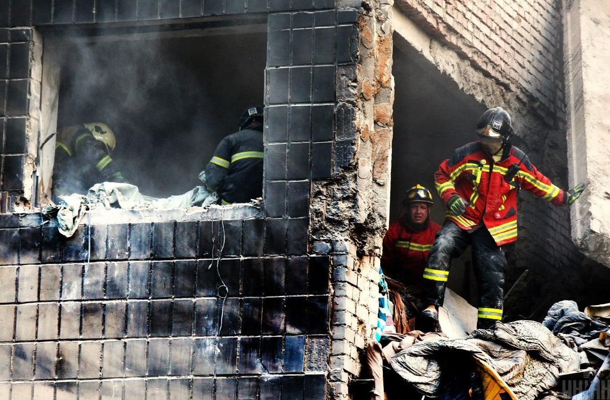 росіиські-окупанти-вночі-завдали-удару-по-киівськіи-області--30f2bad8