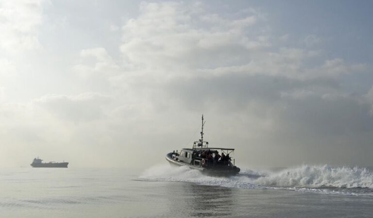 сша-захопили-ще-один-танкер-тіньового-флоту-рф-wsj-відео-ffc384a5