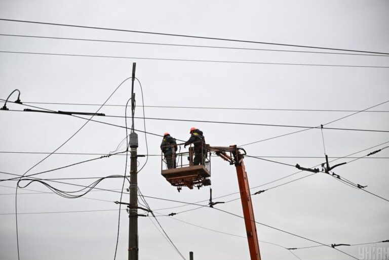 у-багатьох-областях-аваріині-відключення-в-міненерго-відпові-826a4f08