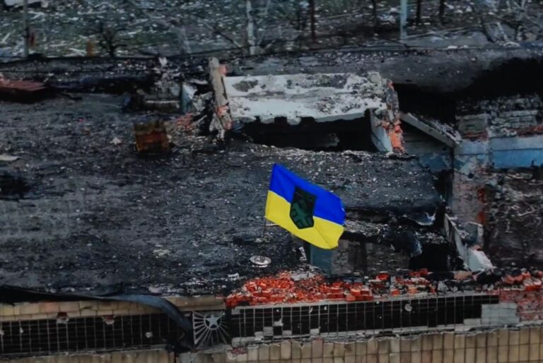 украінські-воіни-встановили-контроль-над-міськрадою-купʼянсь-2fa57f1b