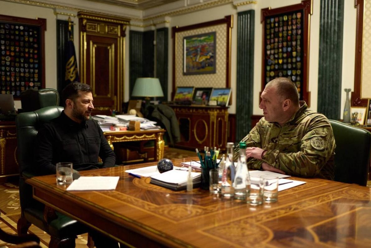 зеленськии-прибрав-малюка-зі-складу-рнбо-та-додав-туди-двох--6618a4f1