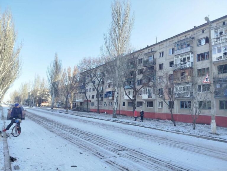 росіяни-вдарили-по-ринку-у-дружківці-є-багато-загиблих-та-по-5f05c1c6