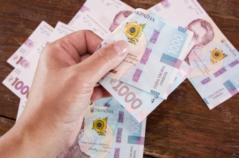 тисячі-украінців-до-45-років-отримують-пенсію-за-віком-скіль-d14080ba